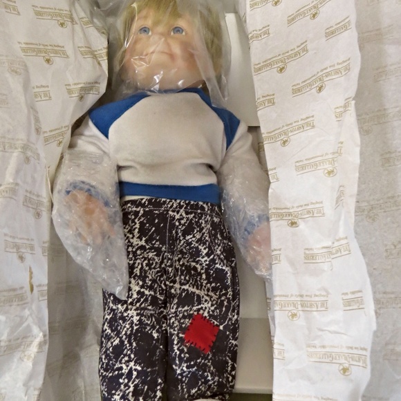 Ashton Drake KEVIN Doll - Picture 5 of 5